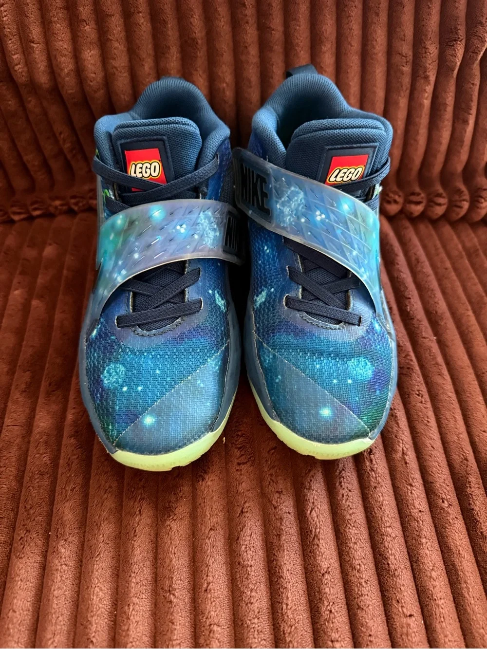 Nike Hustle D12 Lego Collection Size 1Y